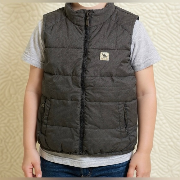NWOT Abercrombie Kids Puffy Vest. Grey. Size 15/16. - Picture 3 of 17